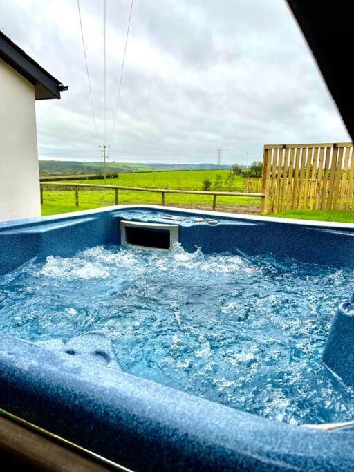 New! Country Boutique Escape . Hot Tub Vila Weare Giffard Exterior foto